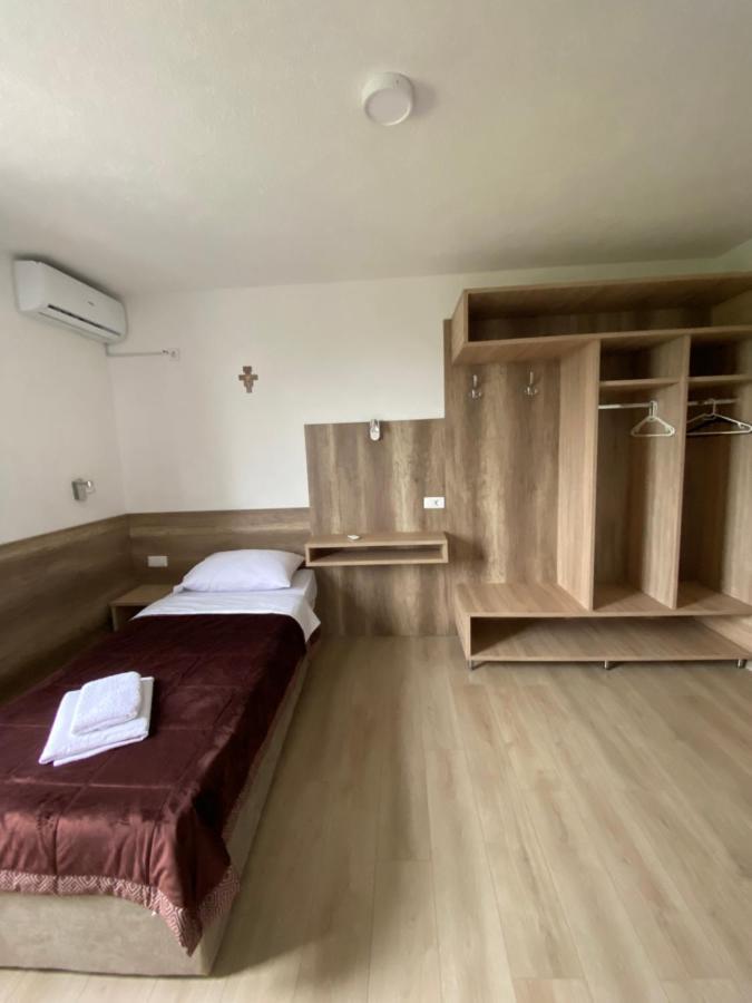 Pansion Raspudic Bed & Breakfast เมจูโกเรีย ภายนอก รูปภาพ