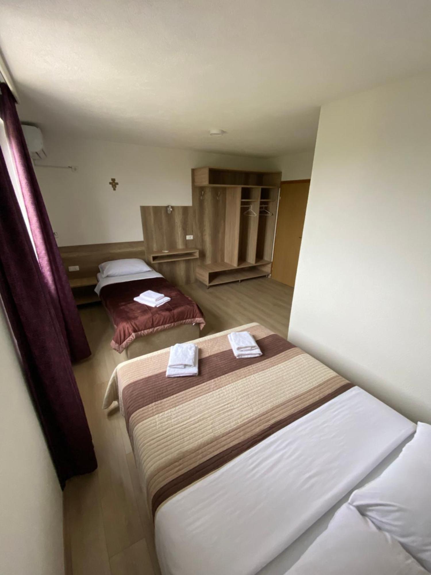 Pansion Raspudic Bed & Breakfast เมจูโกเรีย ภายนอก รูปภาพ