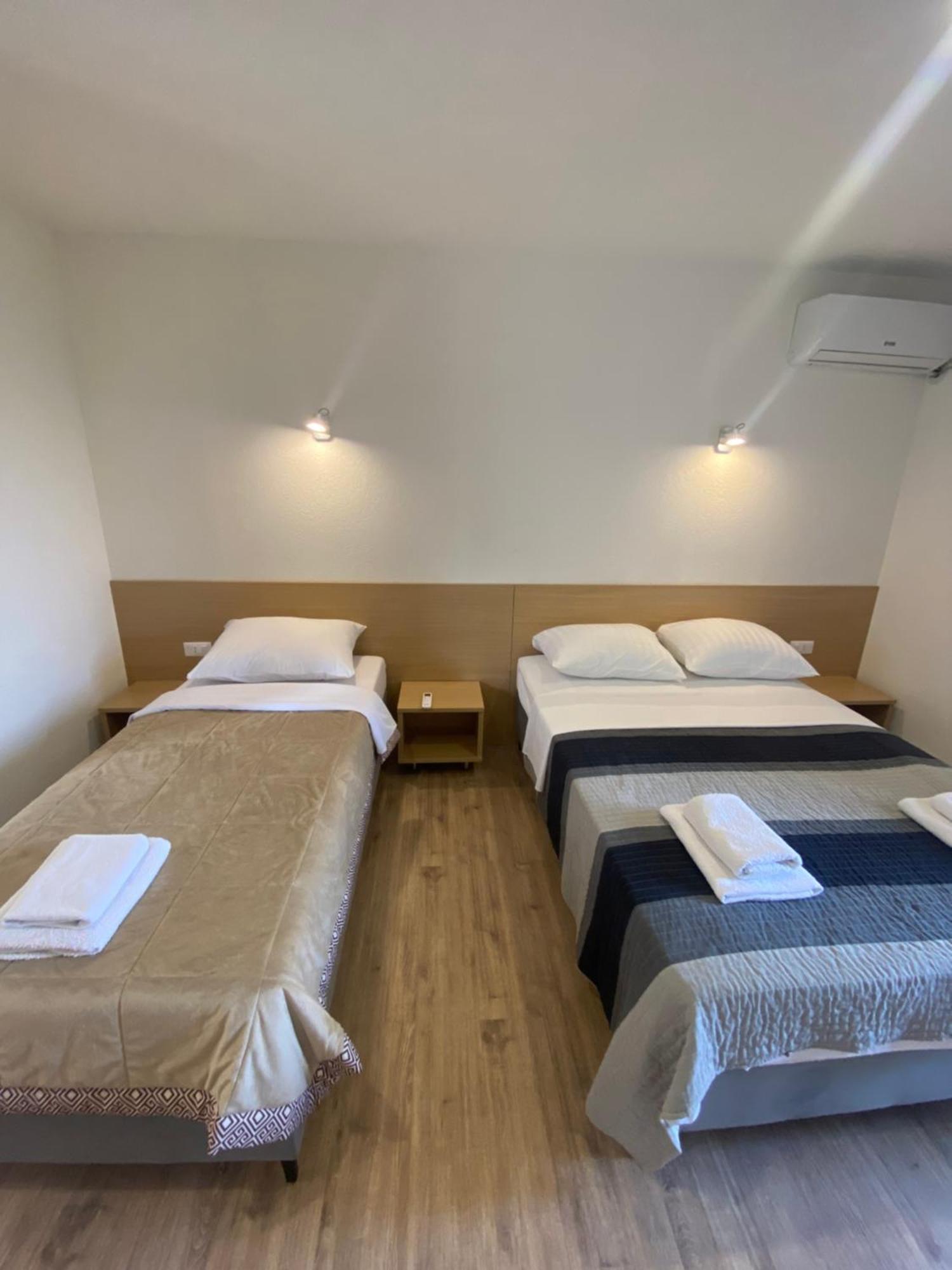 Pansion Raspudic Bed & Breakfast เมจูโกเรีย ภายนอก รูปภาพ
