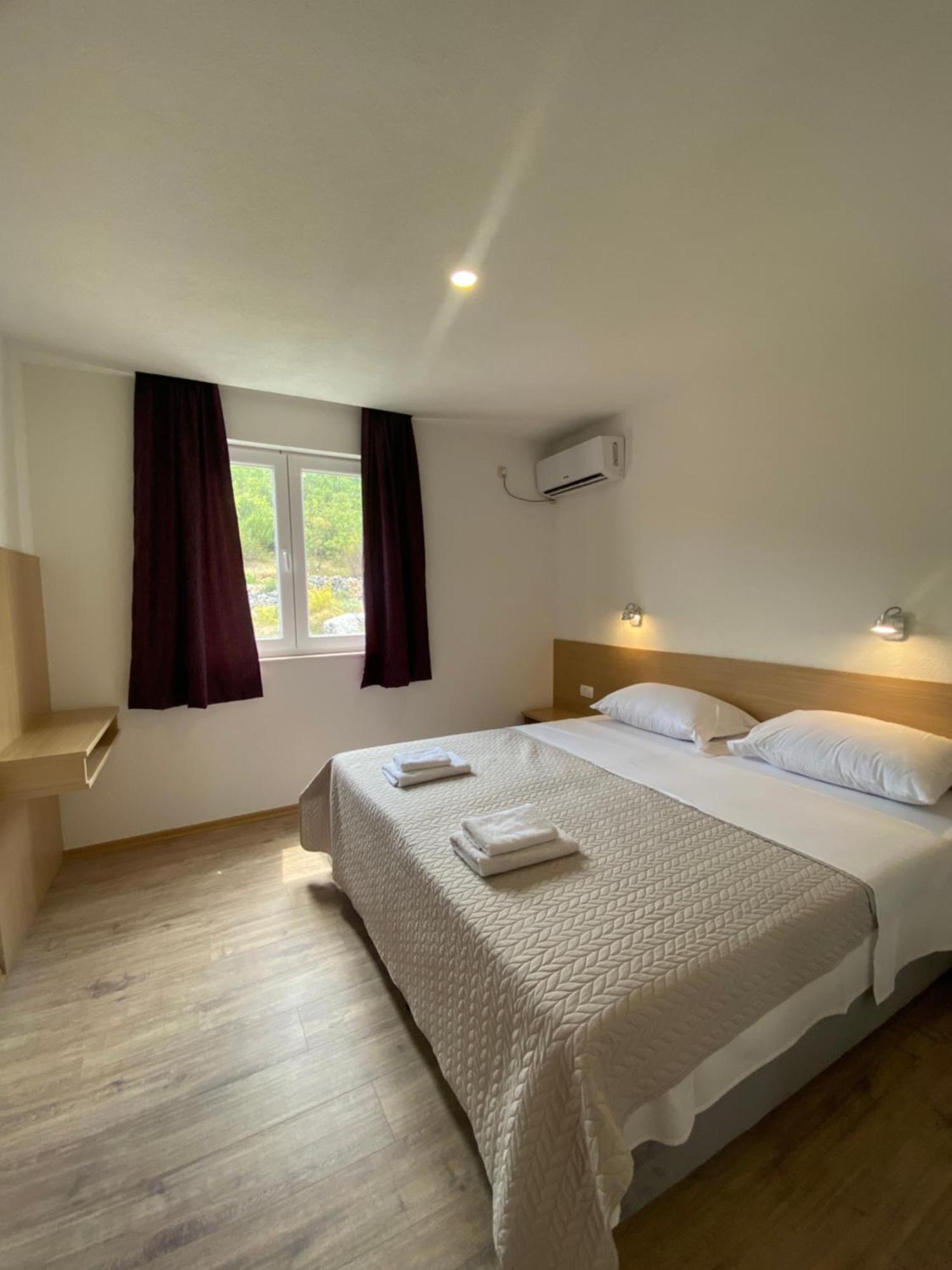Pansion Raspudic Bed & Breakfast เมจูโกเรีย ภายนอก รูปภาพ